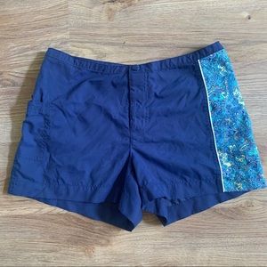 Old Navy sz 6 Board Shorts!